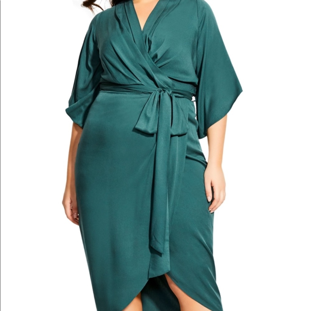 City Chic Green Kimono Dress